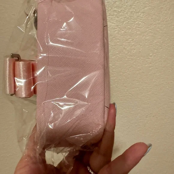 2024 Disney X Pandora D23 Exclusive Cross body sling - Picture 5 of 8